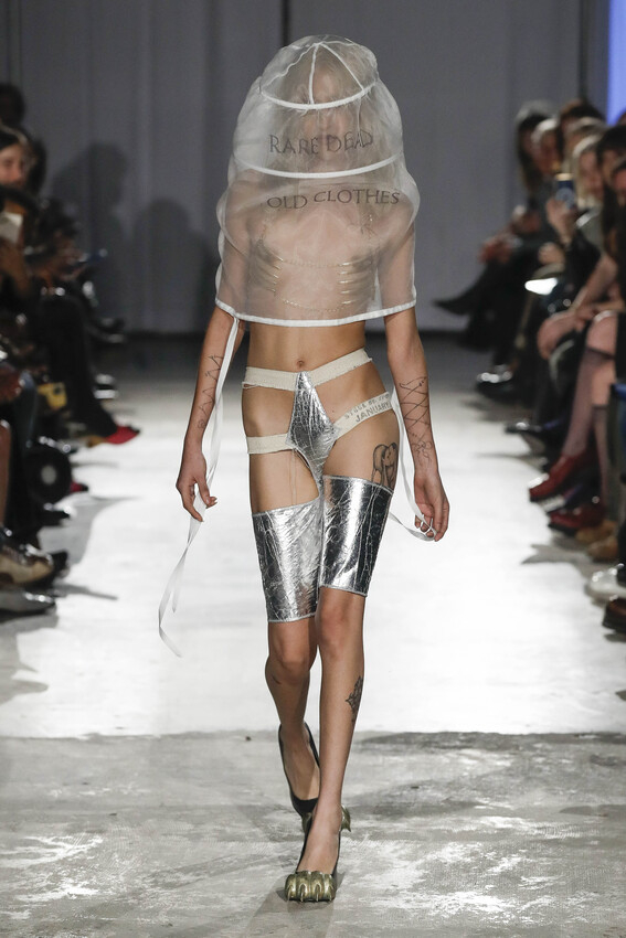 'Enfer' Runway