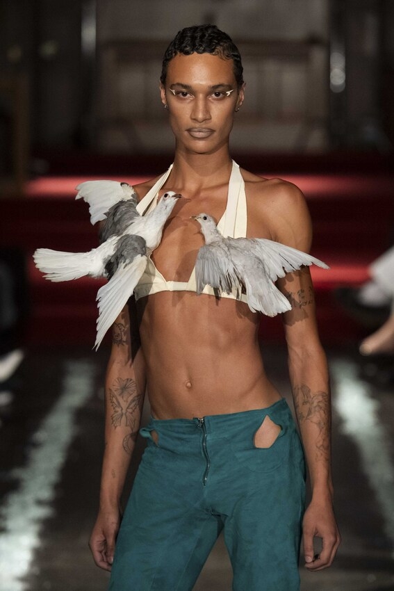 'Indestructible Doll Head' Runway